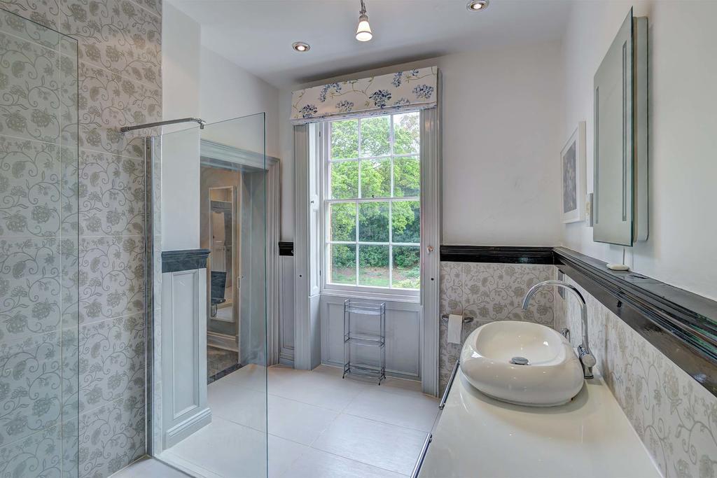 Lingwood Hall Luaran gambar